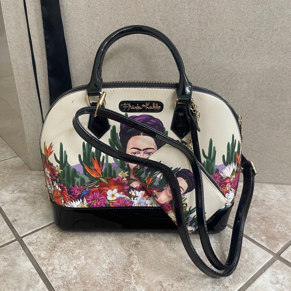 Frida Kahlo Dome Satchel Bag and Matching Coin Pouch Black Patent Cream Floral - Picture 12 of 12